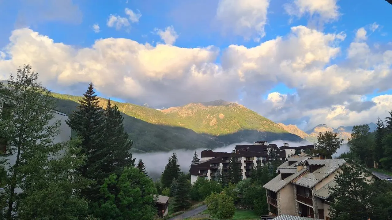 Serre Chevalier, Superbe appartement 5/7 couchages Saint-Chaffrey 0*,